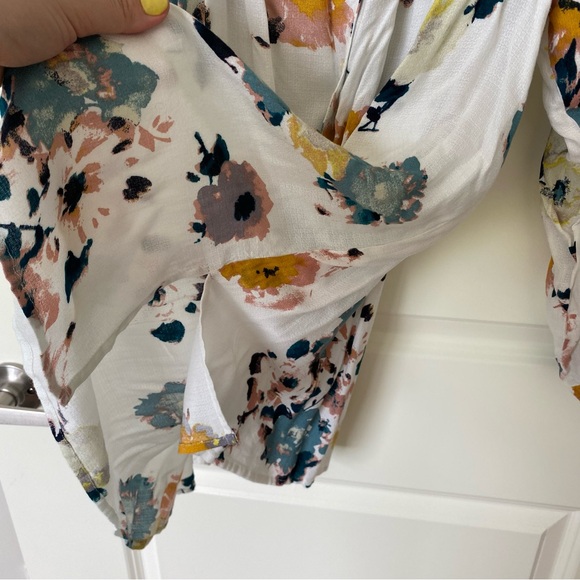 LUCKY BRAND Flowy Bohemian Blouse Floral Pattern NWT - Picture 5 of 10